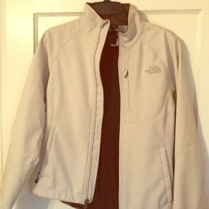 North Face Bionic Apex Jacket. Moonlight ivory.